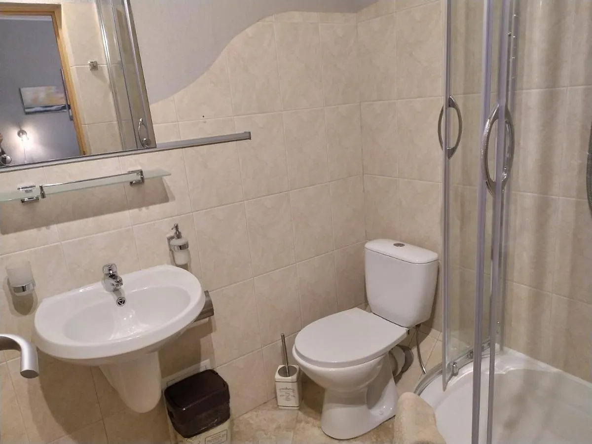 Great View Apartaments Near Lavra Kiev Appartamento