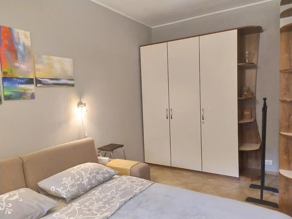 Great View Apartaments Near Lavra Kyiv